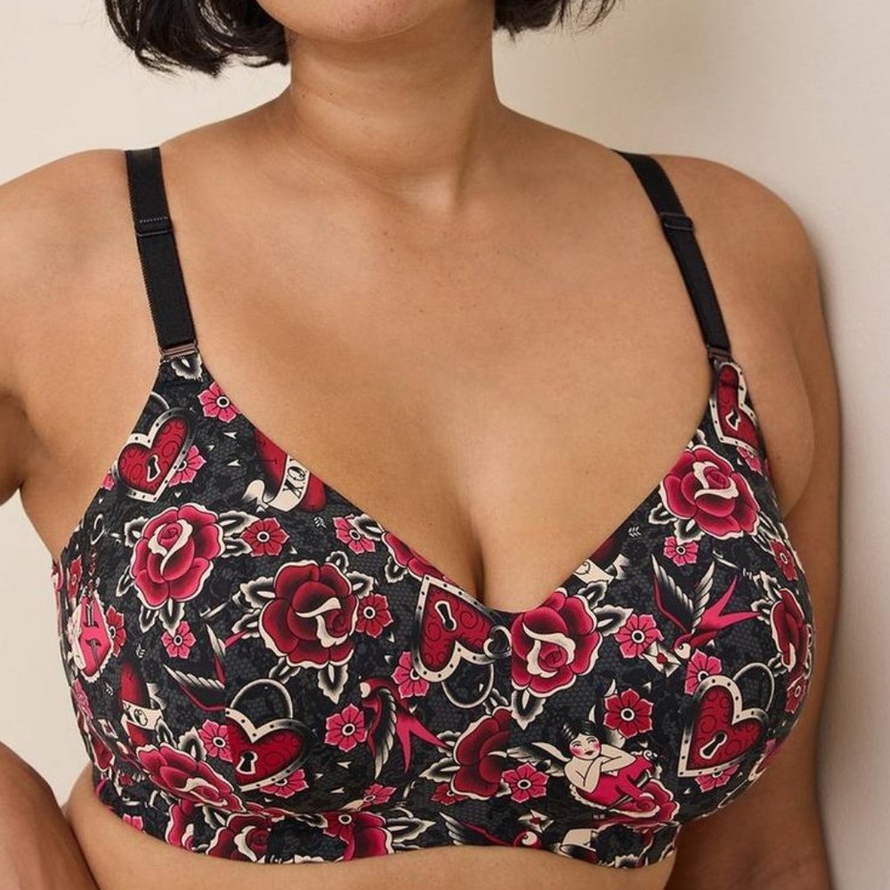 NWT Torrid Everyday Wire-Free Lightly Lined Print 360° Back Smoothing Bra 42D